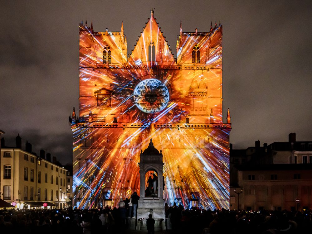 Iris - Cathdrale Saint-Jean