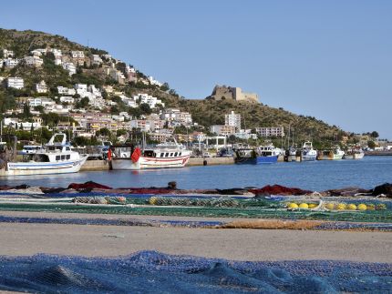 Ville et port de Rosas