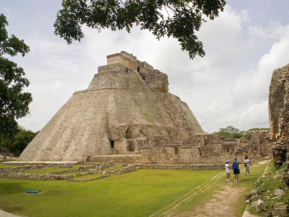 Uxmal, Pyramide du  Magicien