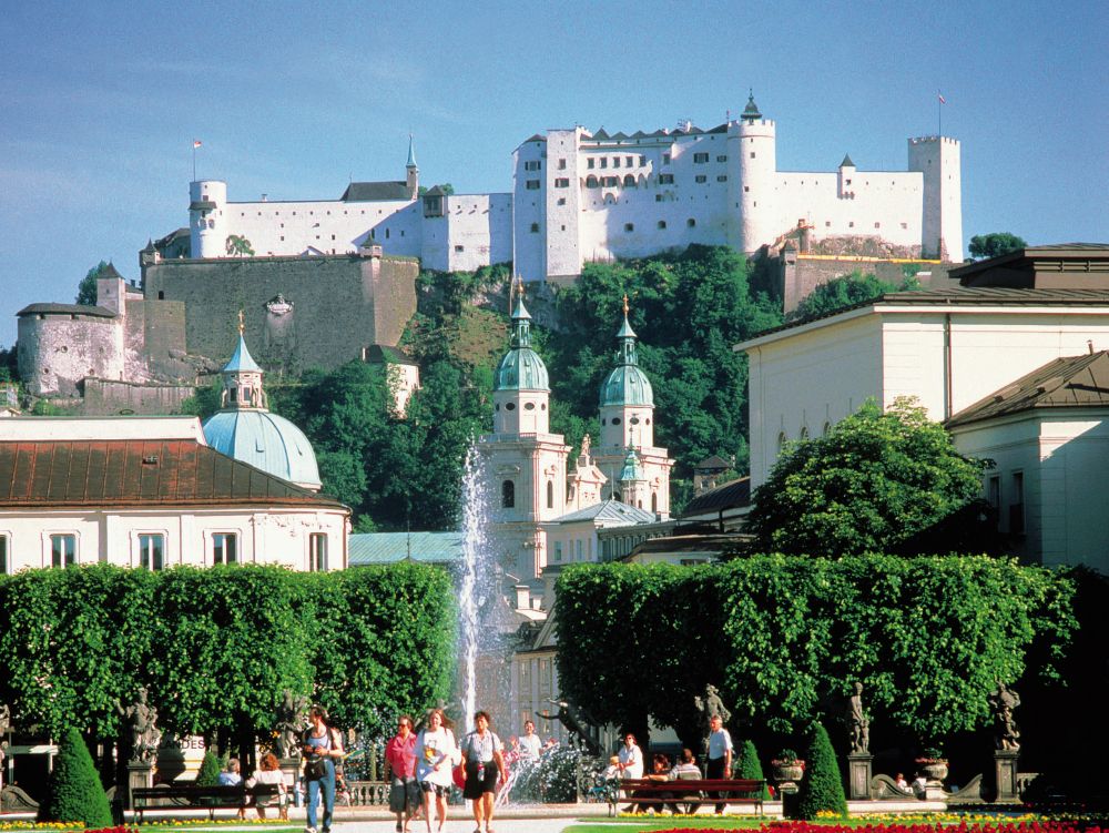 Salzbourg : mirabellgarten et hohensalzburg