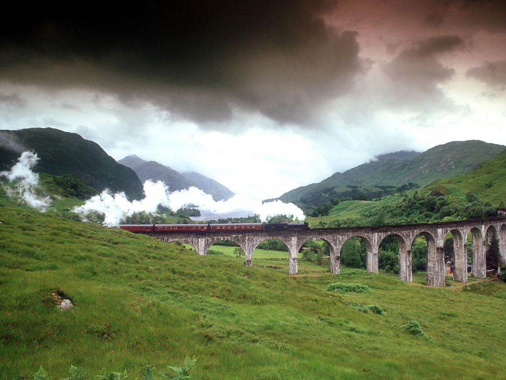 THE GLENFINNAN VIADUC, HIGHLAND