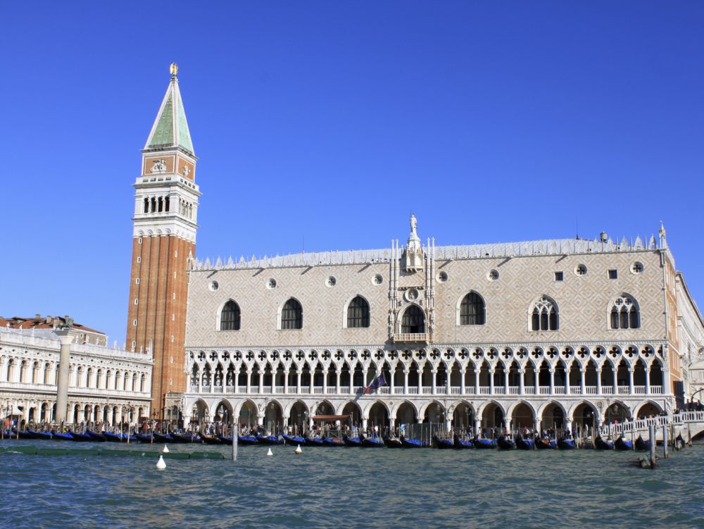 Palais des Doges et Campanile à Venise - Italie