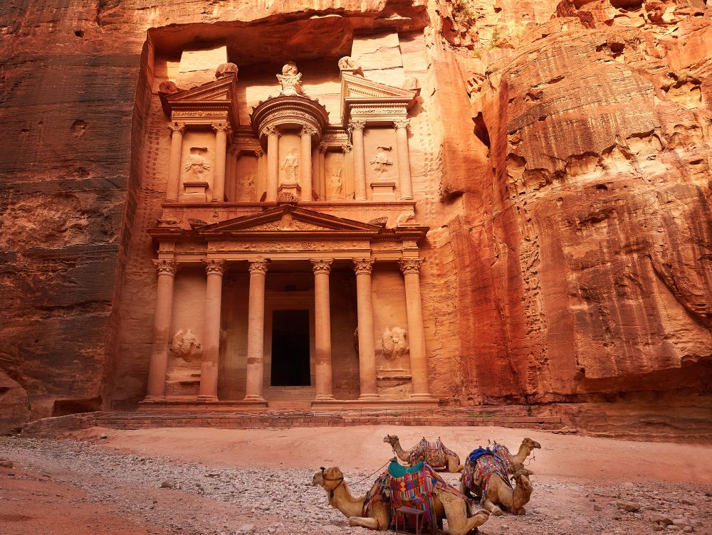 Al Khazneh - the treasury, ancient city of Petra, Jordan