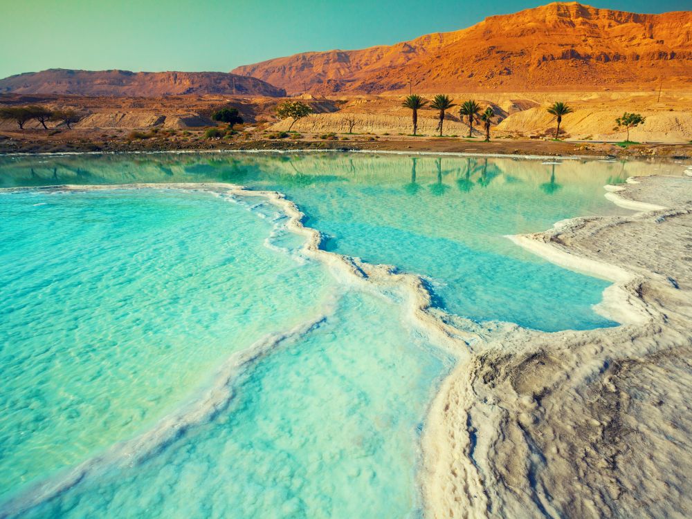 Dead sea salt shore