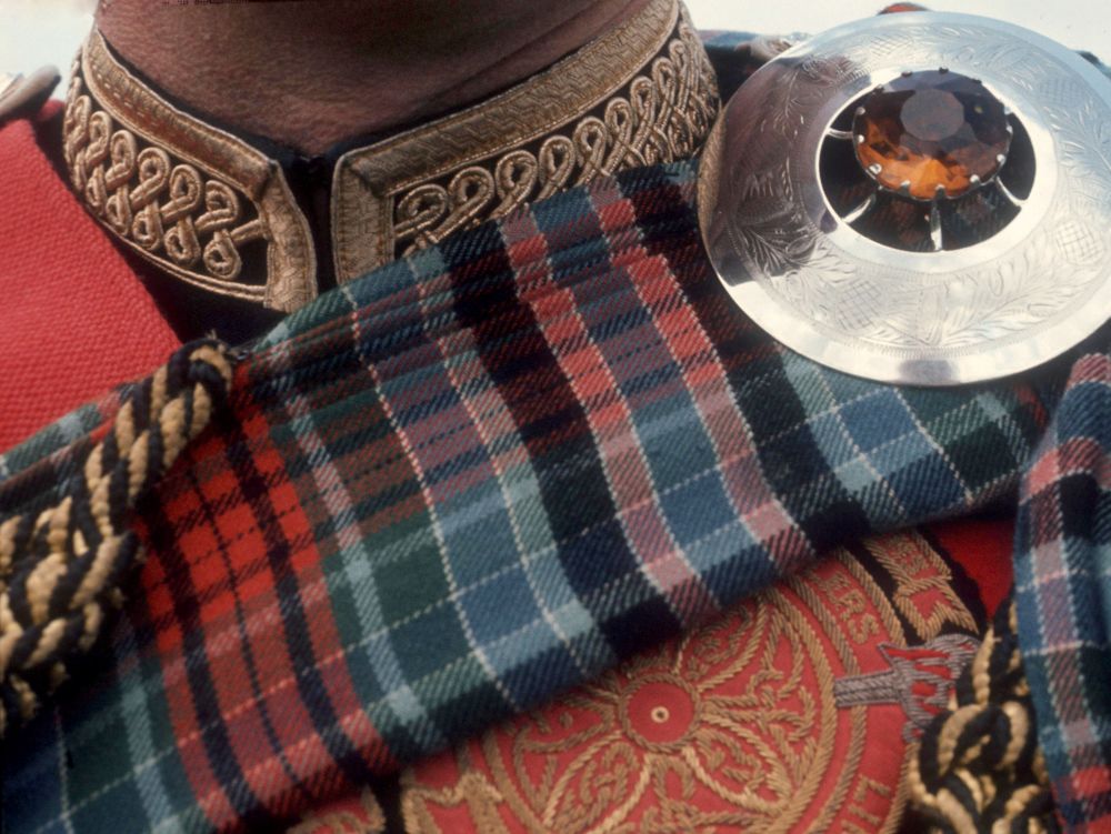 Broche d'une tenue écossaise