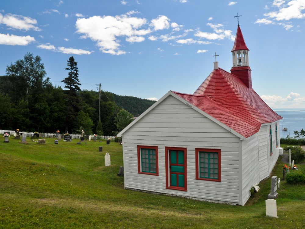 Tadoussac chapel (oldest canadian wooden church)